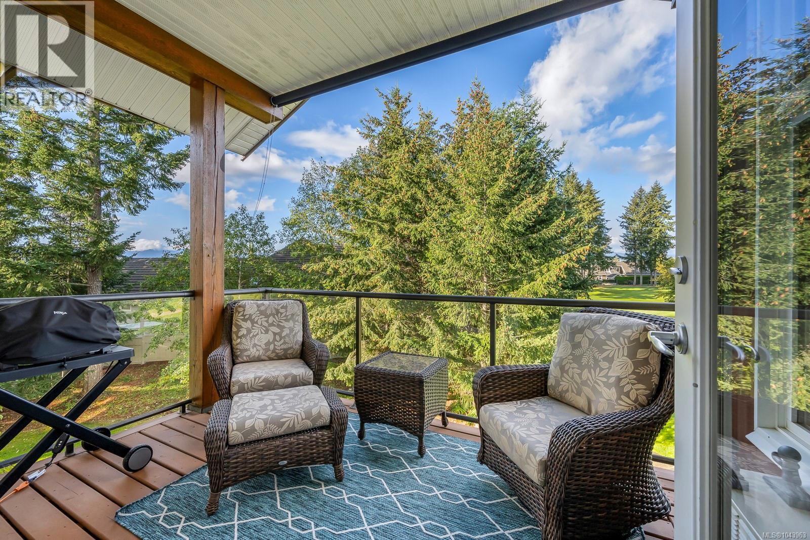 #134 3666 Royal Vista Way - 30