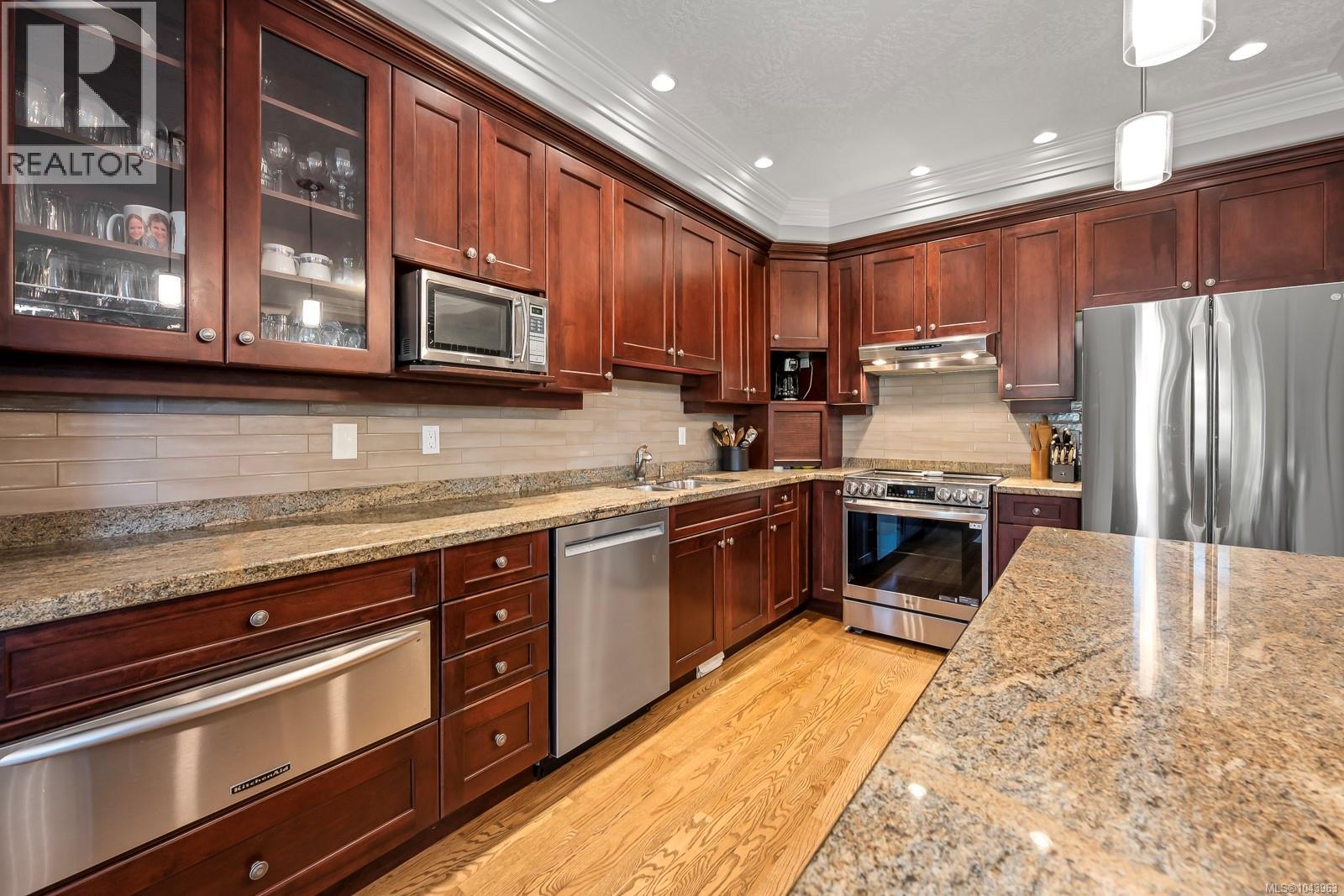 #134 3666 Royal Vista Way - 20