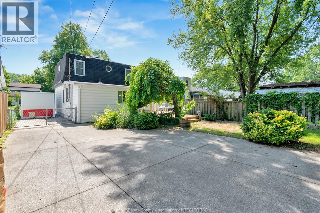 3612 Girardot STREET - Image 27