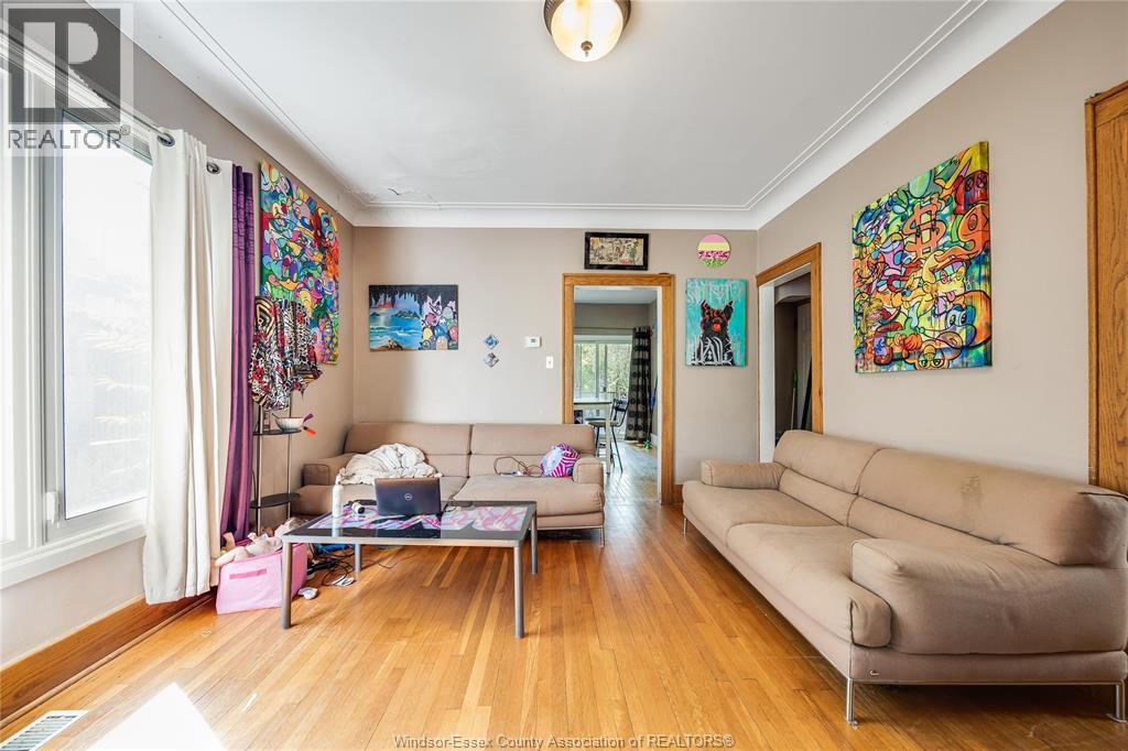 2075 OTTAWA STREET - 6
