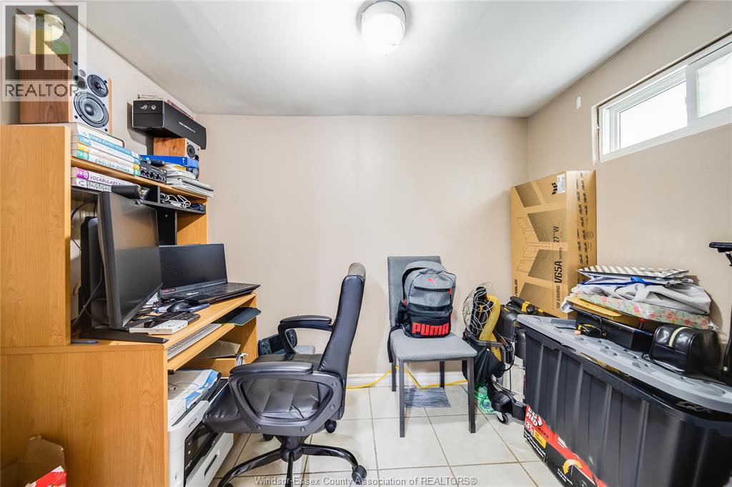 2075 OTTAWA STREET - 27