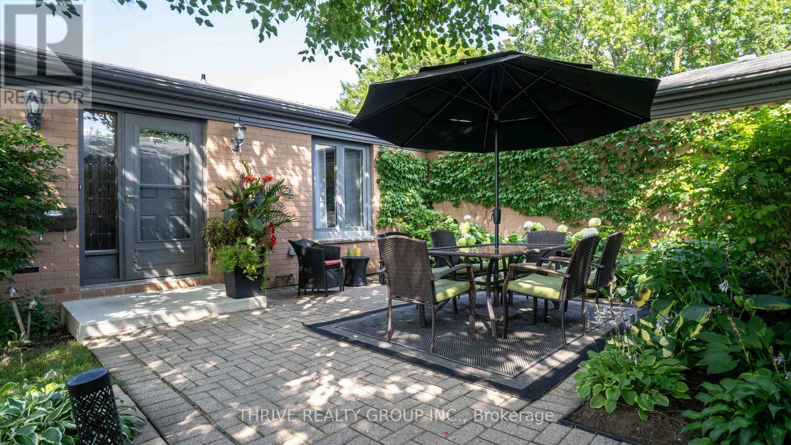 #3 50 FIDDLERS GREEN ROAD - Image 4
