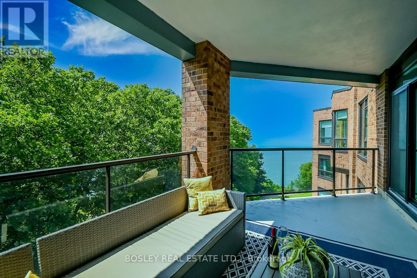 #2604 701 GENEVA STREET - 16
