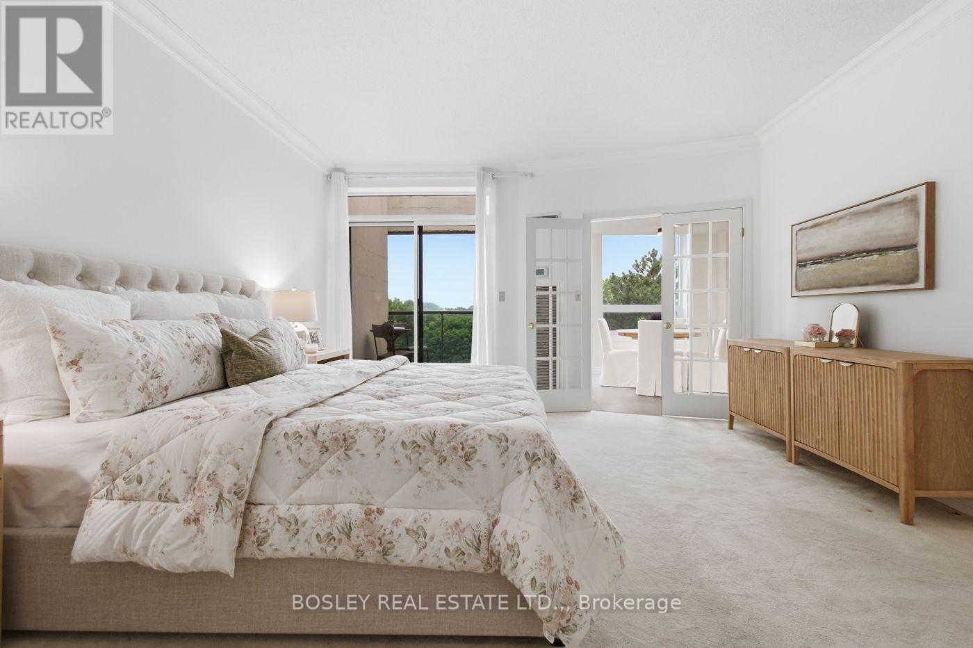 #2604 701 GENEVA STREET - 30