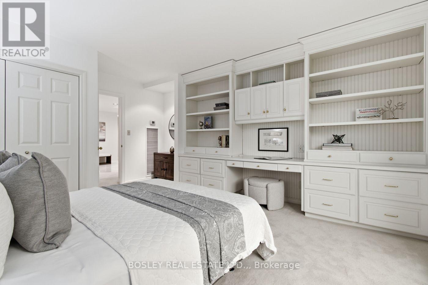 #2604 701 GENEVA STREET - 34