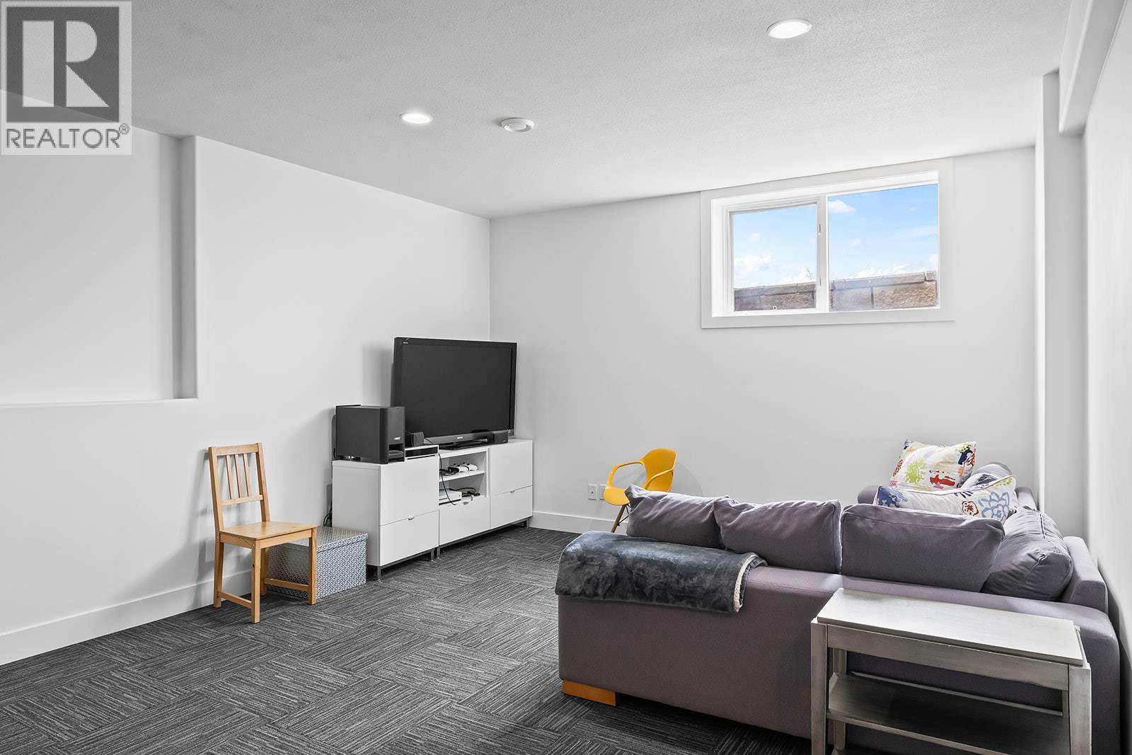 1777 Spruceview Court - 45