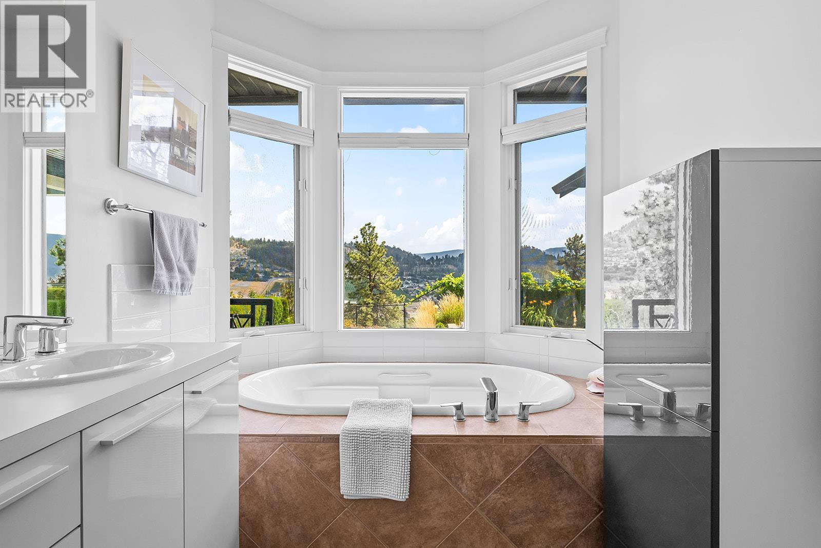 1777 Spruceview Court - 33