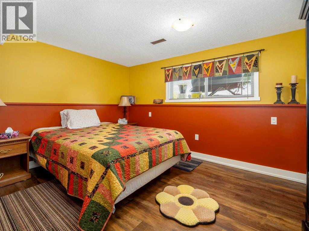 6109 57 Street - 25