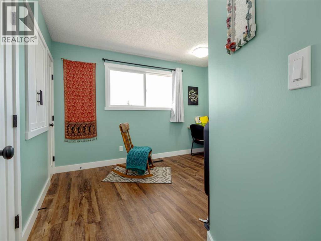 6109 57 Street - 12