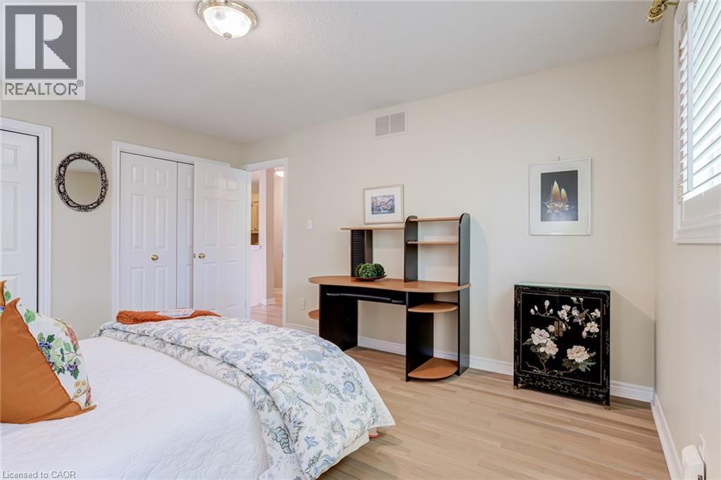 #61 3045 NEW Street - 22