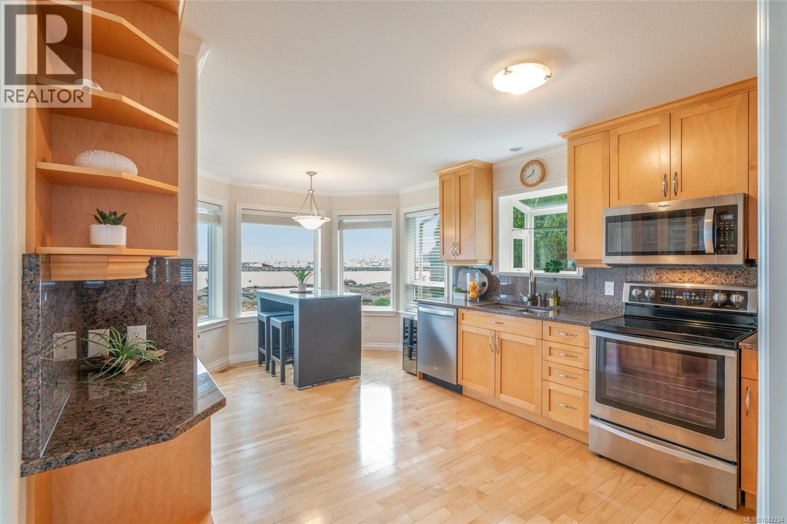 1765 Admiral Tryon Blvd - 10