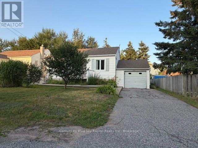 578 MCPHAIL STREET - 1