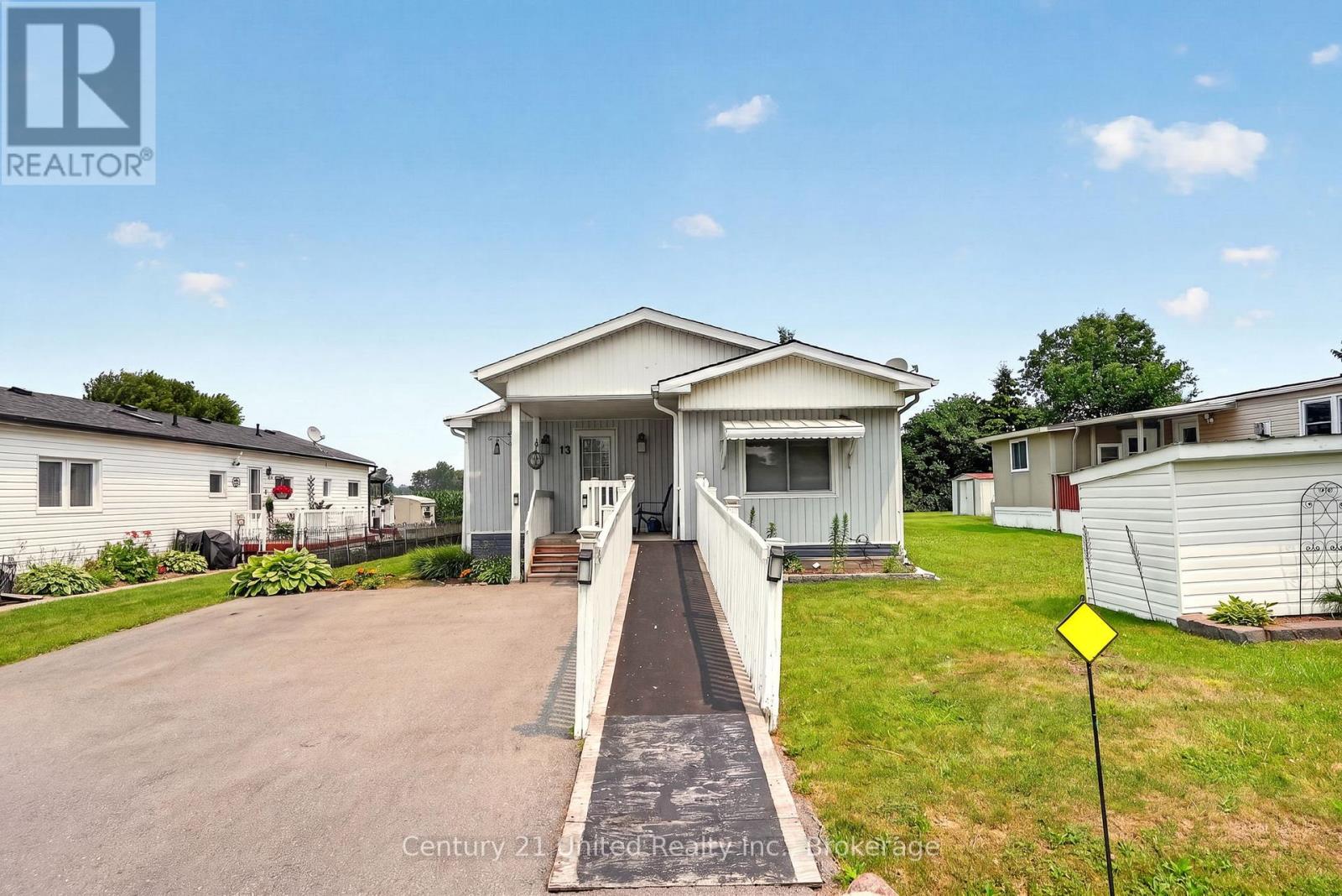 13 HILLVIEW DRIVE - 2