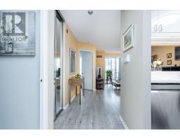 749 - 24 Southport Street, Toronto, ON M6S4Z1 Photo 8