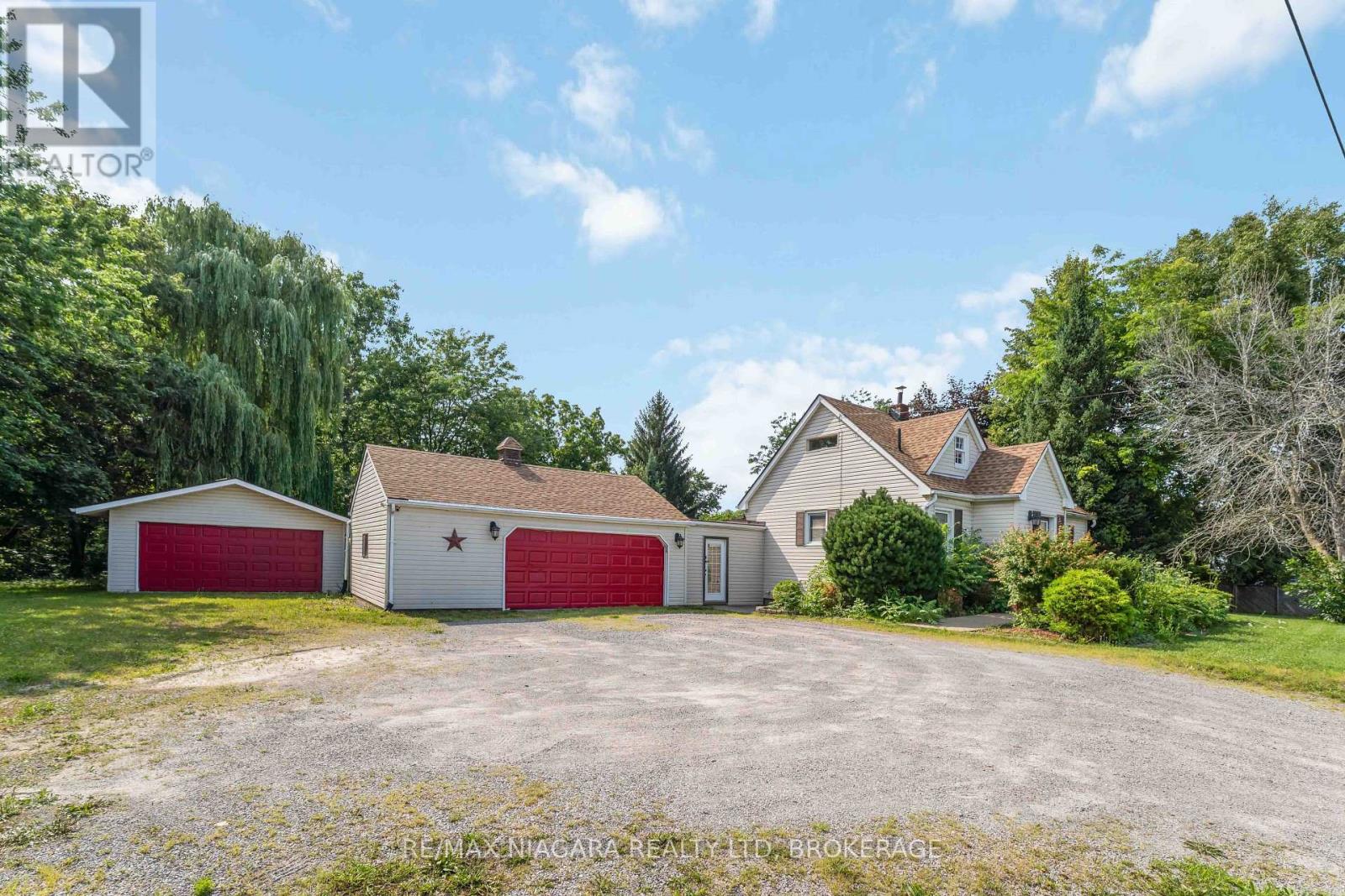 1671 THIRD STREET LOUTH STREET - 1