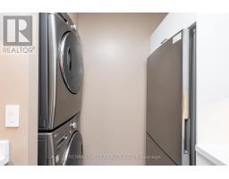 749 - 24 Southport Street, Toronto, ON M6S4Z1 Photo 11