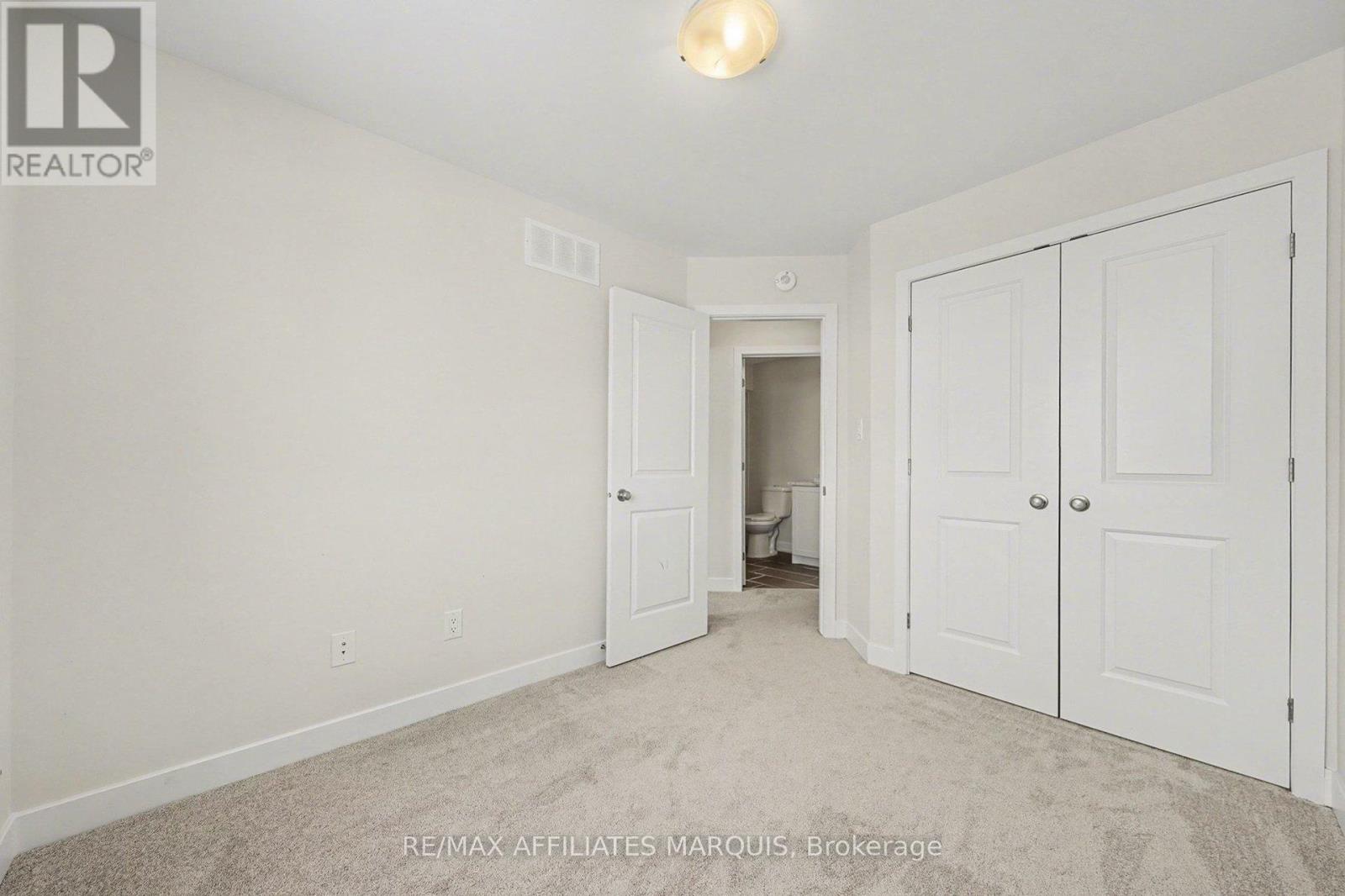 97 WHITCOMB CRESCENT - 11