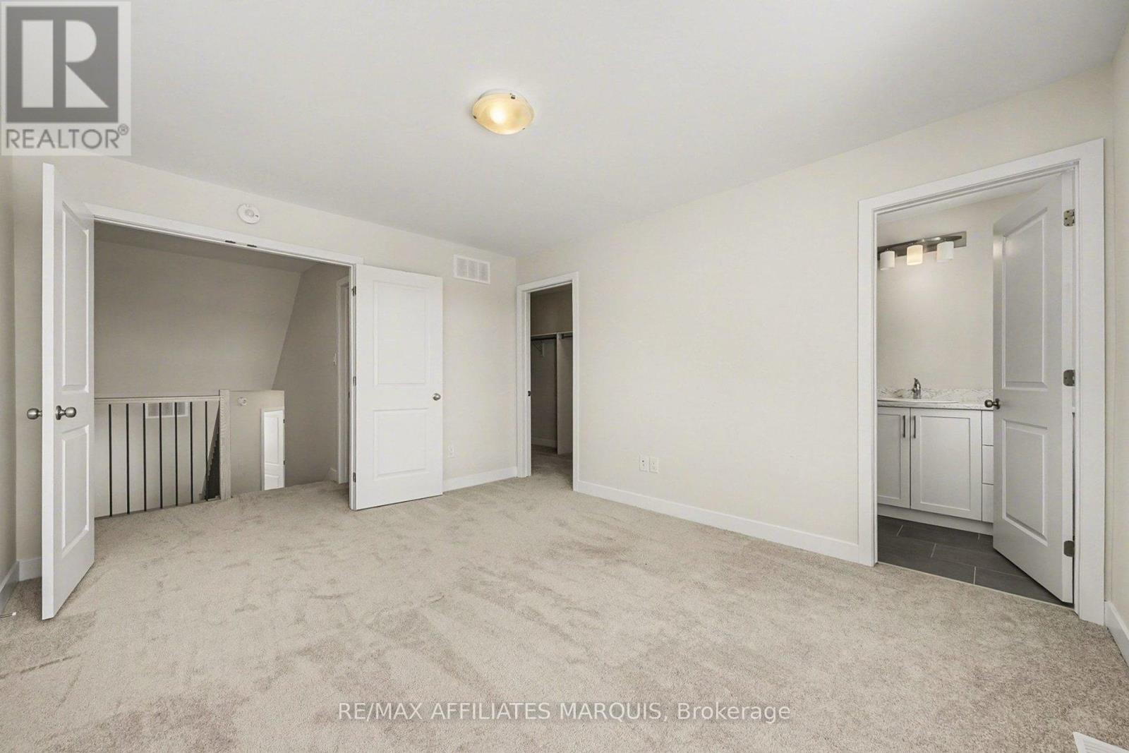 97 WHITCOMB CRESCENT - 17
