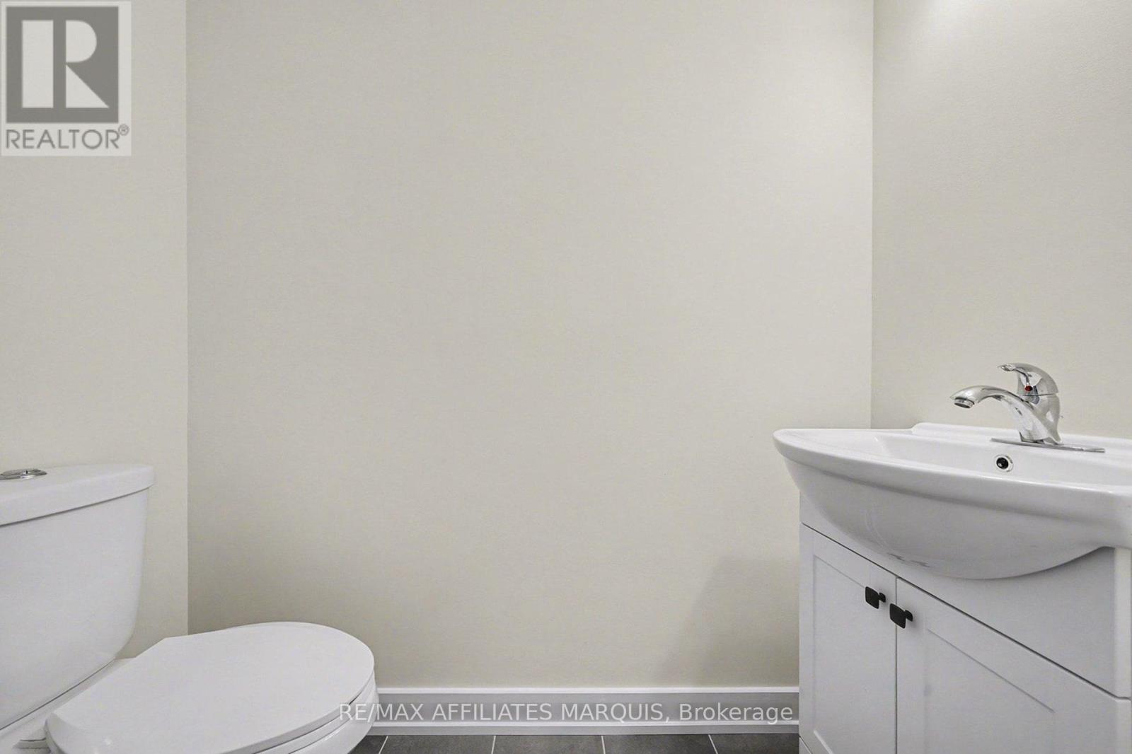 97 WHITCOMB CRESCENT - 8