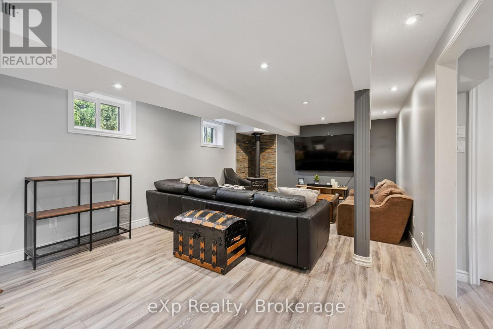 836 BON ACCORD STREET - 29