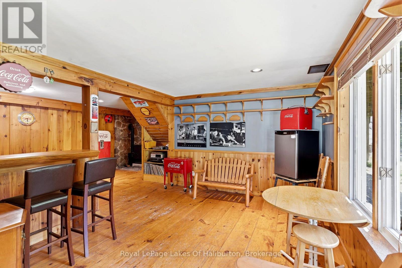 1329 GELERT ROAD - 6