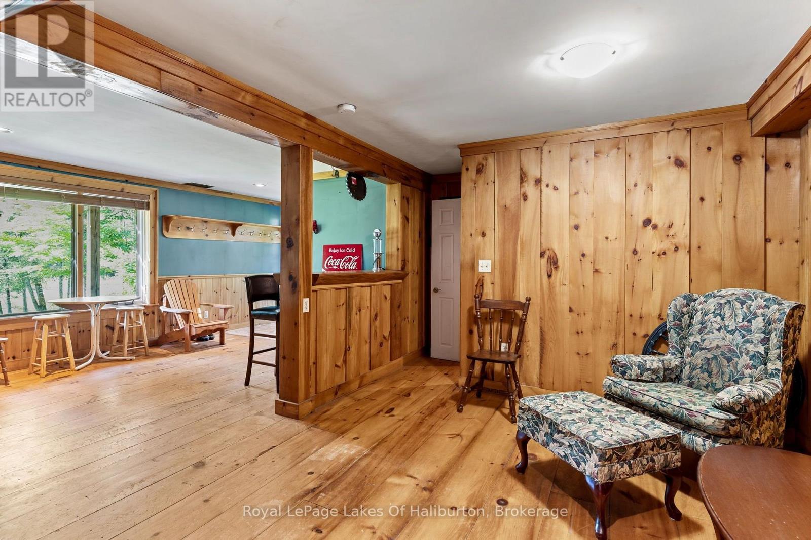 1329 GELERT ROAD - 7