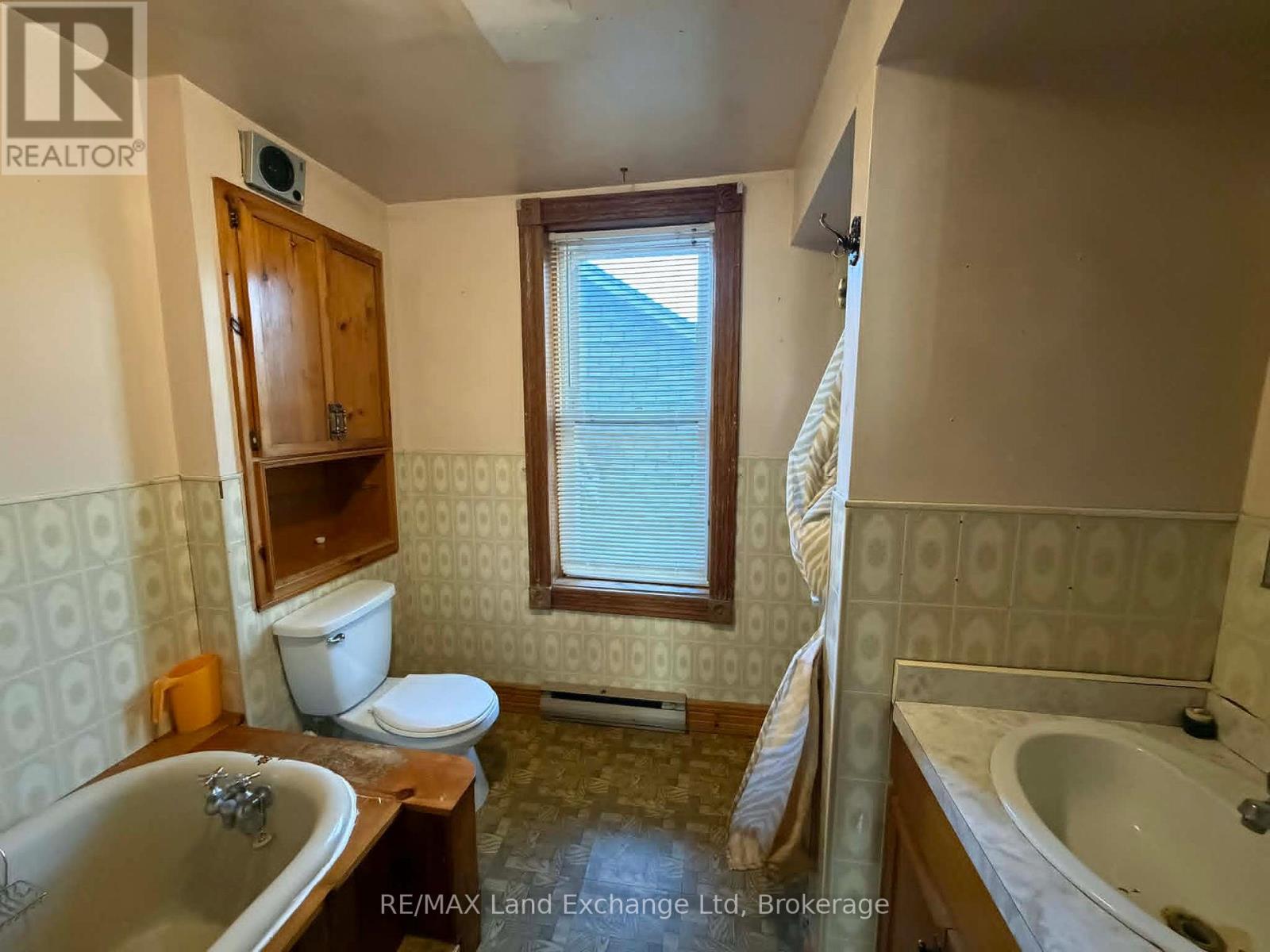 43846 CRANBROOK ROAD - 26