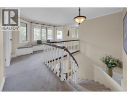 35 Marlin Terrace, photo 16