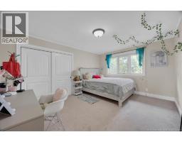 35 Marlin Terrace, photo 22