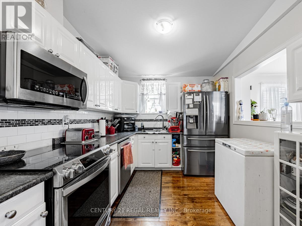 160 BRUCE STREET - 11