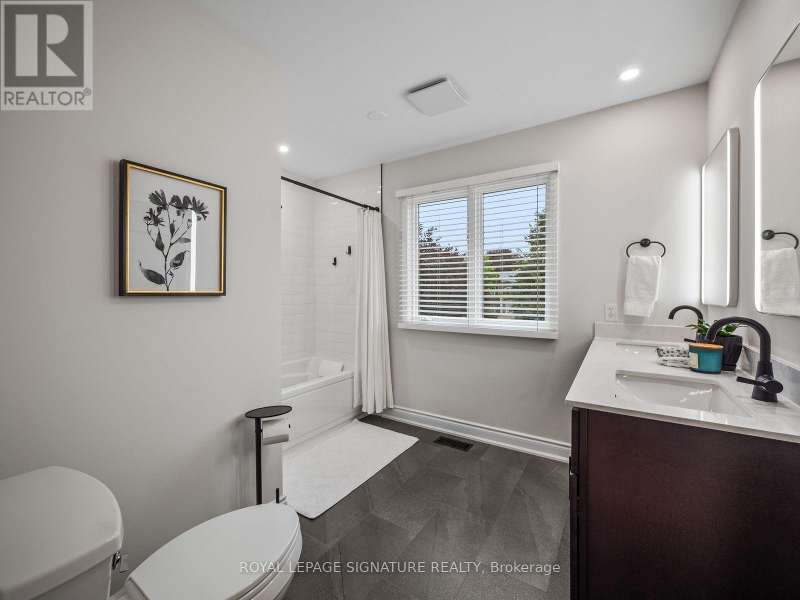 51 KINTYRE STREET - 23