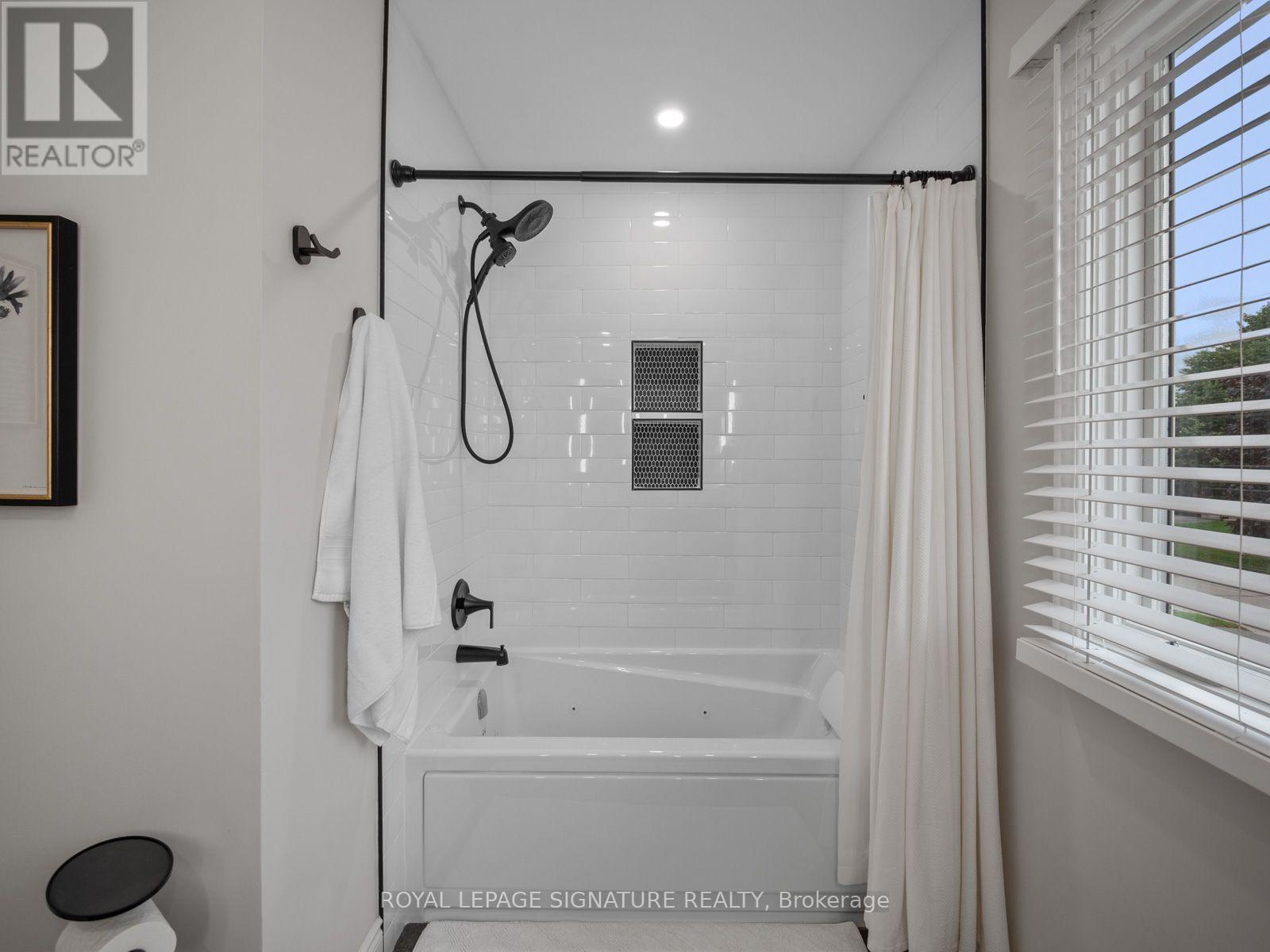 51 KINTYRE STREET - Image 24