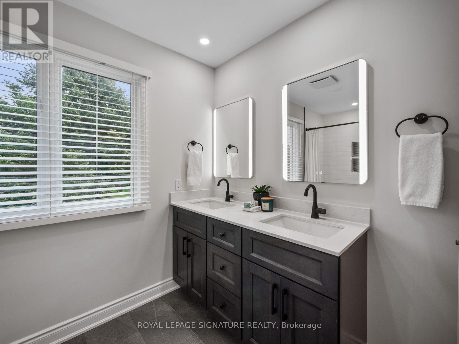 51 KINTYRE STREET - 25