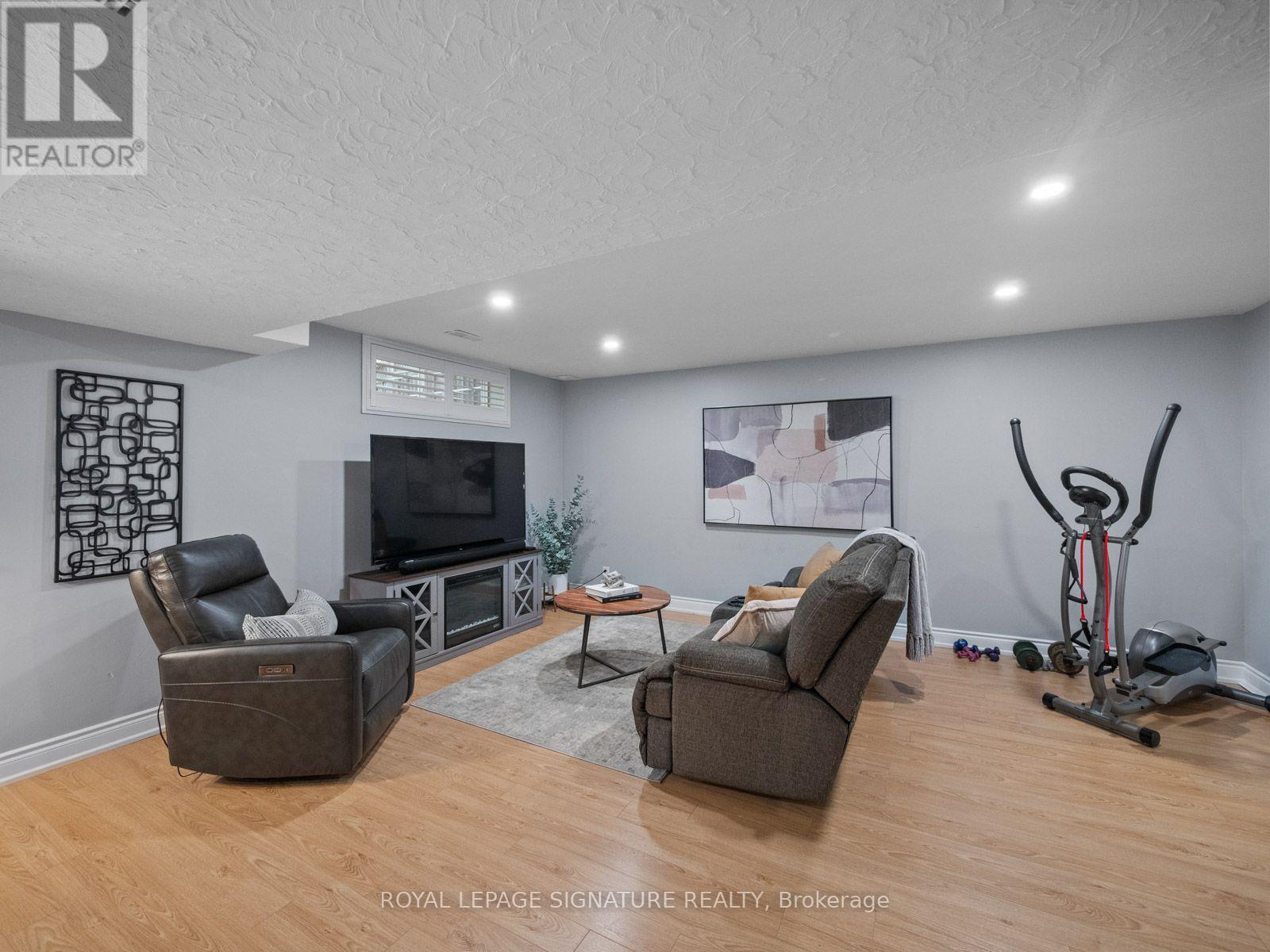 51 KINTYRE STREET - 27