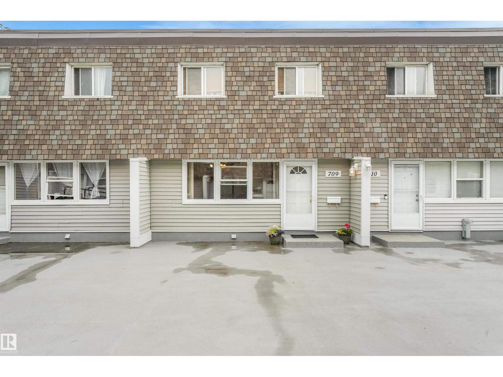 709 VILLAGE ON THE GREEN GR NW - 19