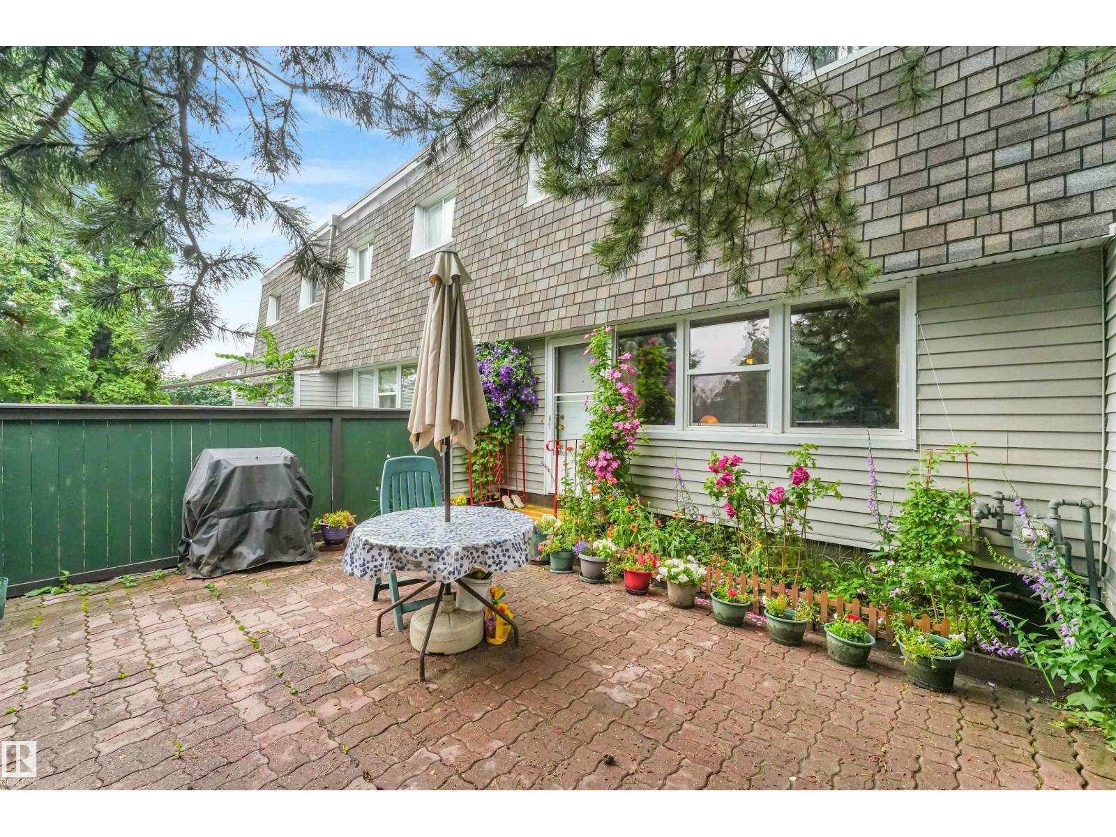 709 VILLAGE ON THE GREEN GR NW - 24
