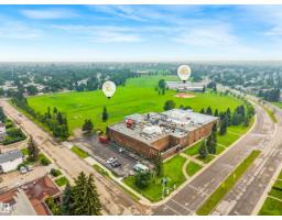 709 Village On The Green Gr Nw, Edmonton, AB T5A1H2 Photo 14