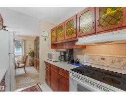 709 Village On The Green Gr Nw, Edmonton, AB T5A1H2 Photo 34