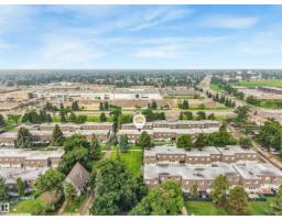 709 Village On The Green Gr Nw, Edmonton, AB T5A1H2 Photo 9