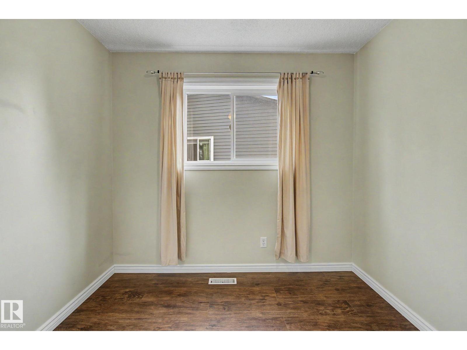 30 MATTHEW RD - 19