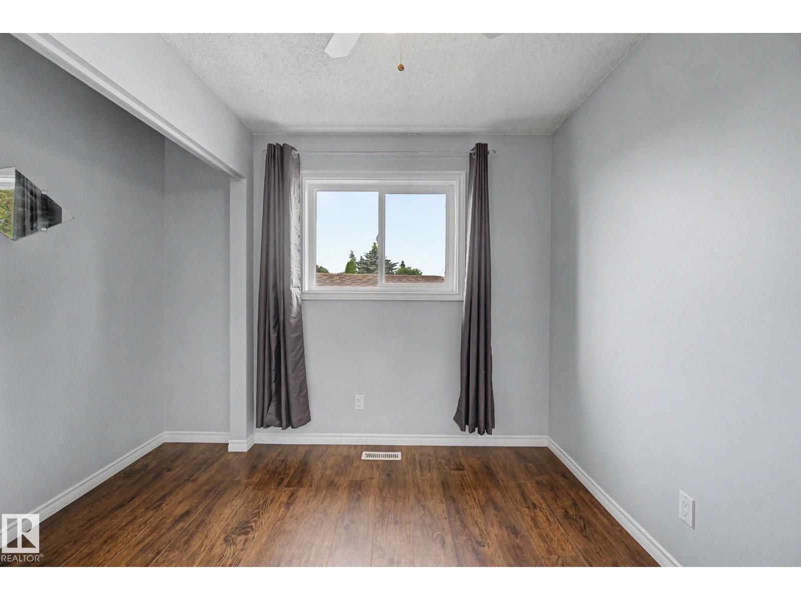 30 MATTHEW RD - 23