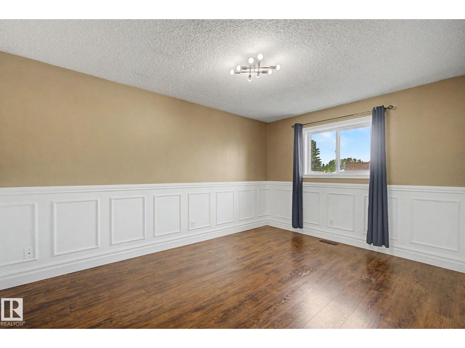 30 MATTHEW RD - 25