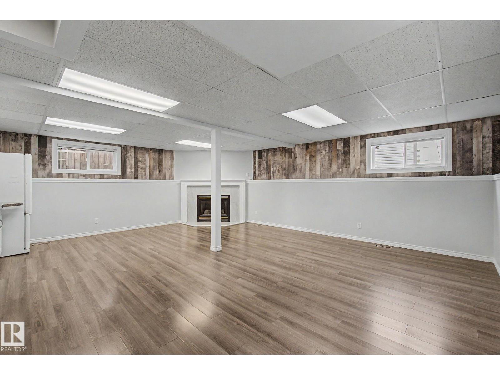 30 MATTHEW RD - 30