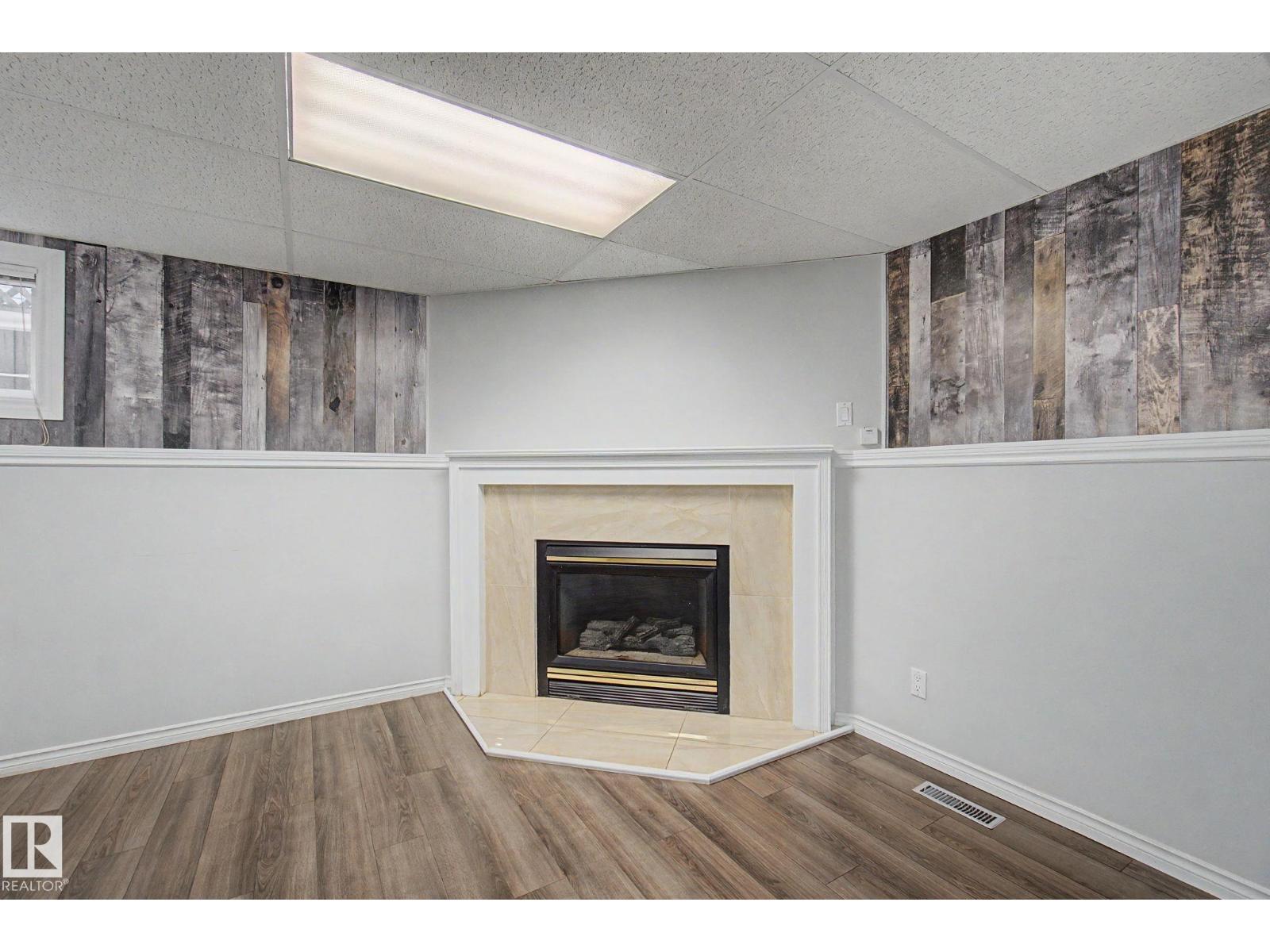 30 MATTHEW RD - 32