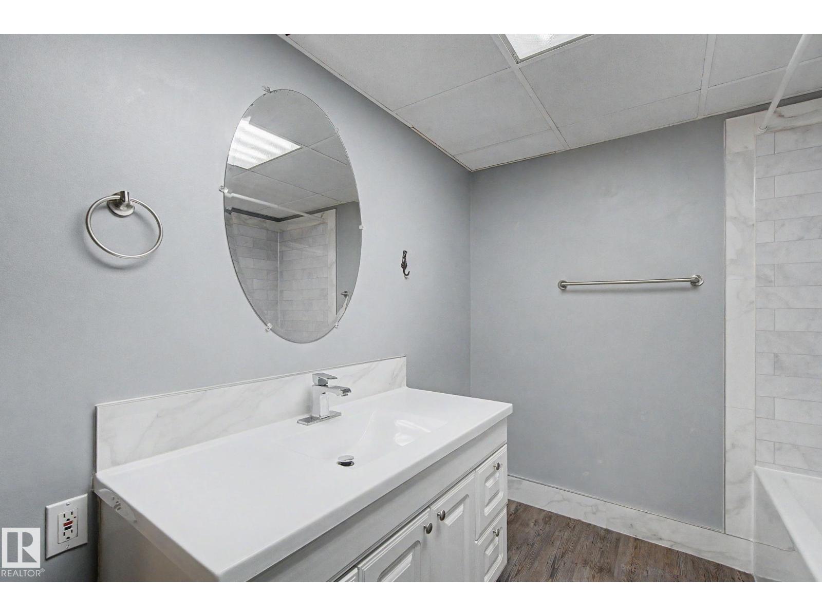 30 MATTHEW RD - 37