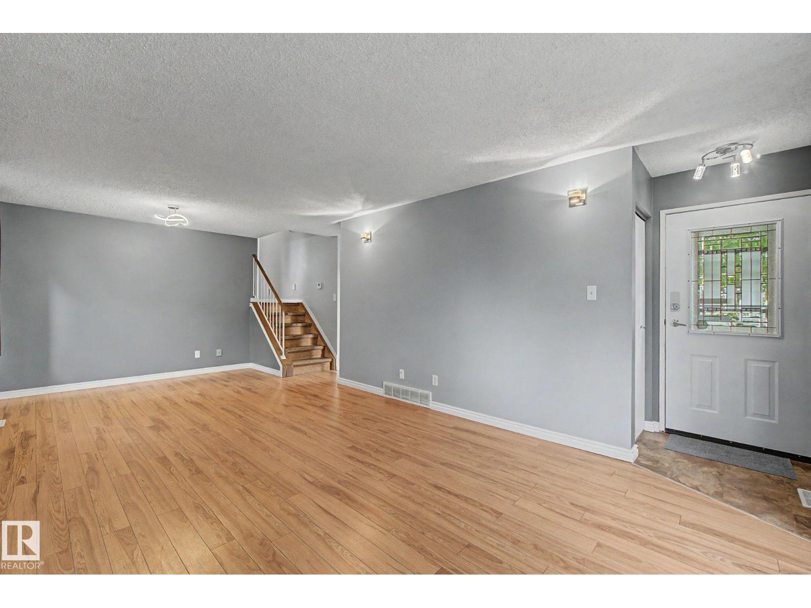 30 MATTHEW RD - 8