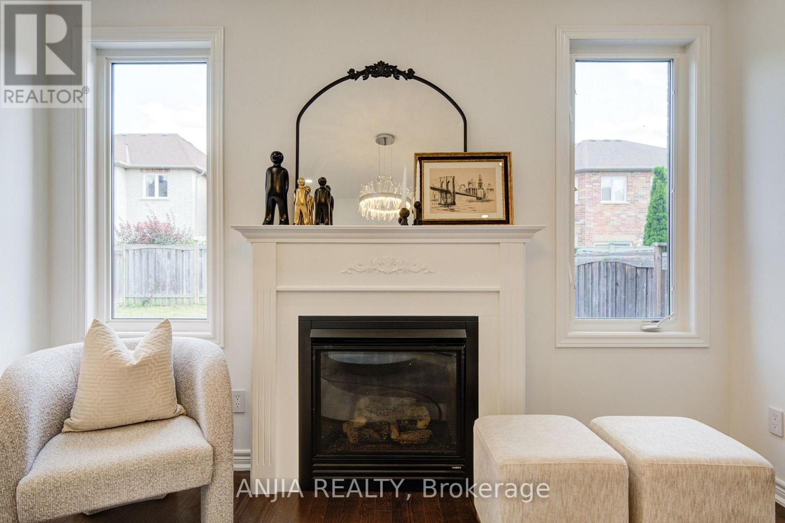 9 MIMOSA STREET - 12
