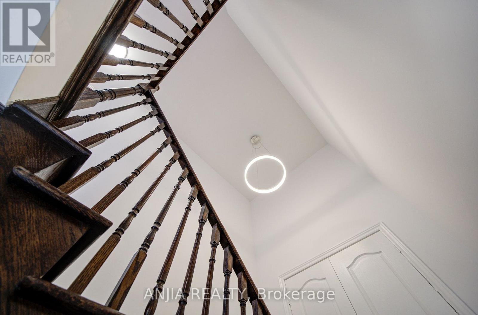 9 MIMOSA STREET - 21