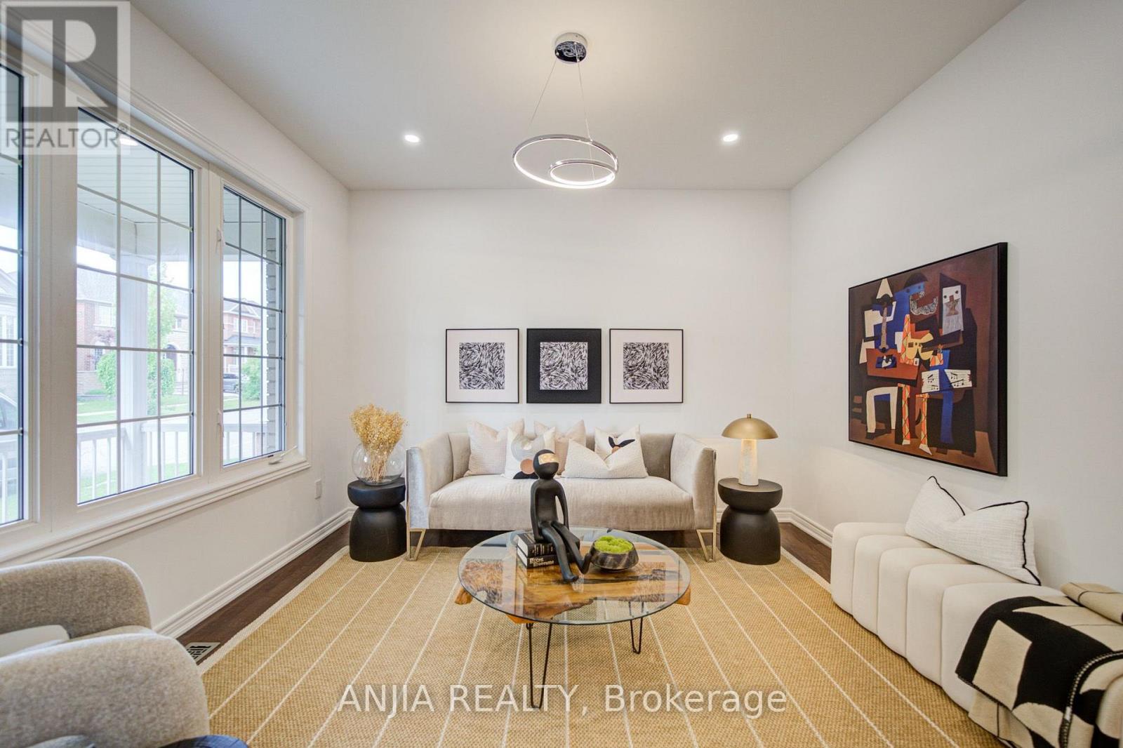 9 MIMOSA STREET - 5