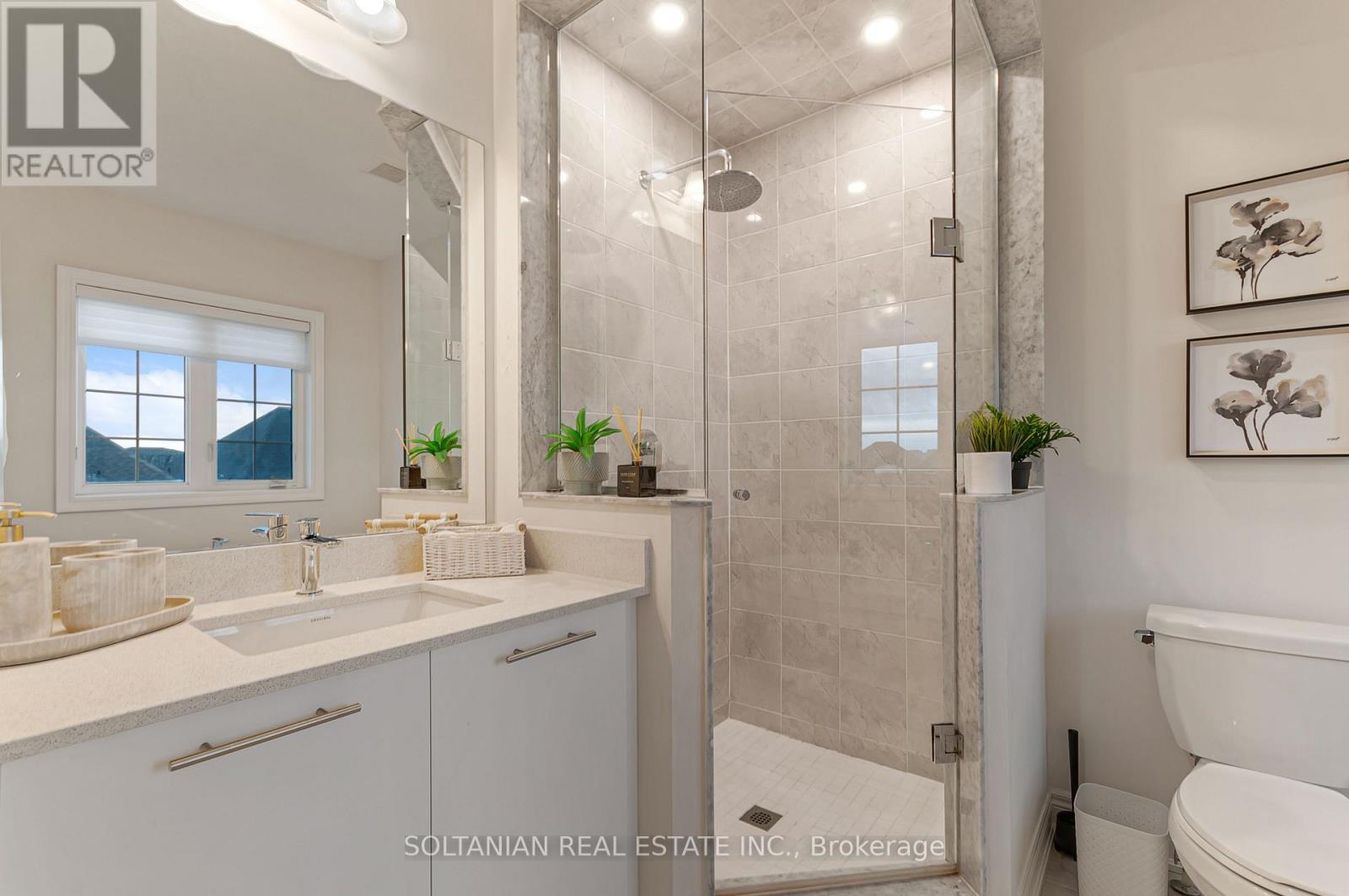 18 DRIZZEL CRESCENT - 13